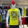 Jaune